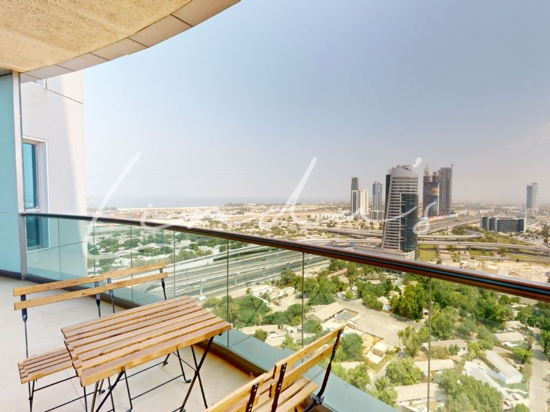 Near Metro l Well Maintained l Sea View l VOT