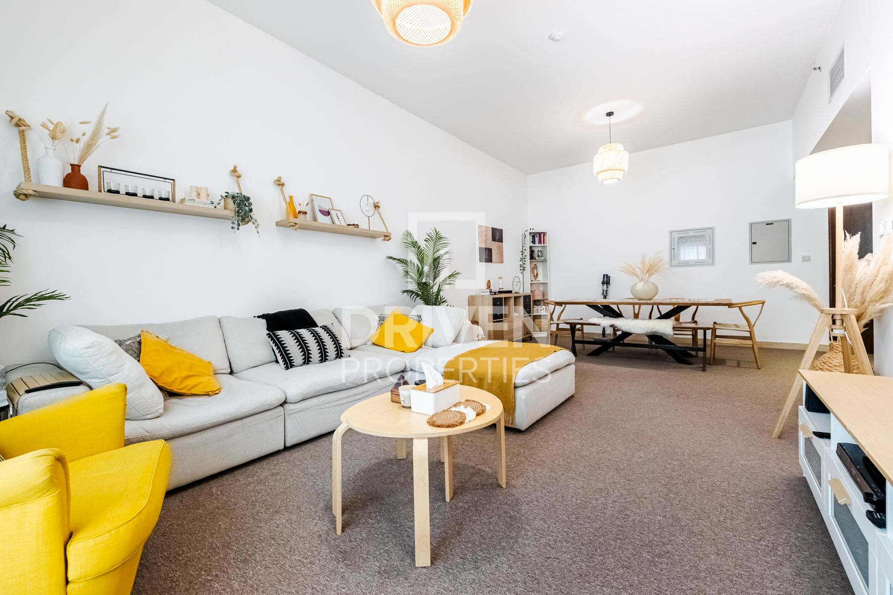 Modern & Large Layout | Partly Furnished
