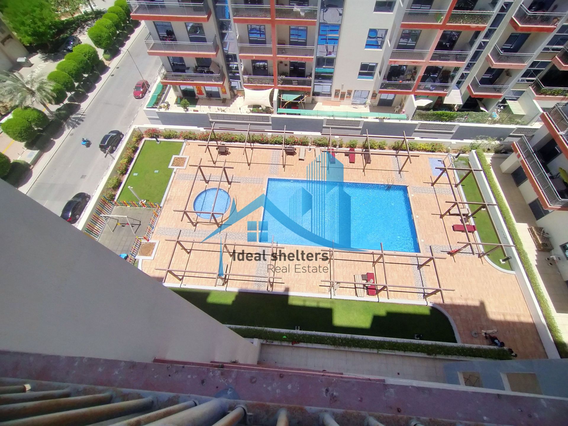 Pool View 2bhk +Chiller Free Near Metro