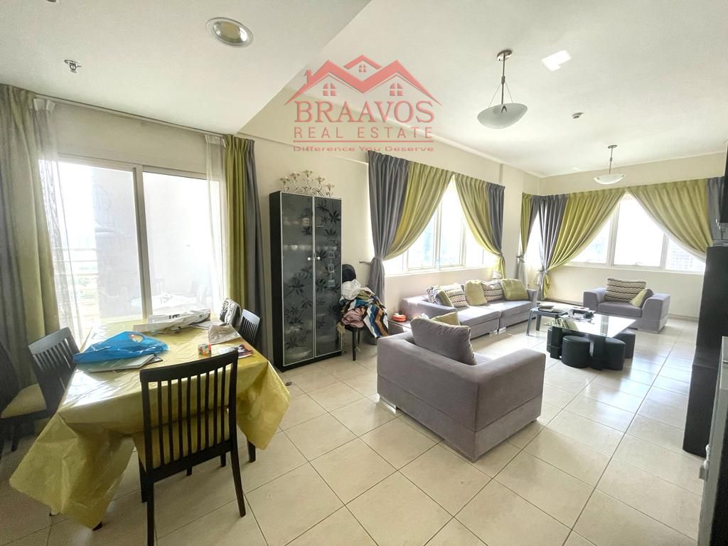 2 BR + STORAGE| UNFURNISHED | HUGE LAYOUT