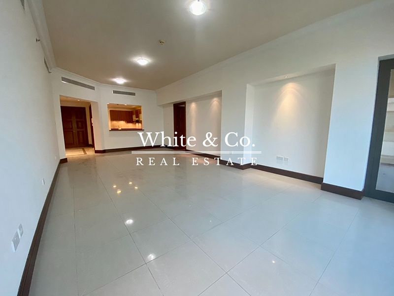 Great Layout | Low Floor | Road Facing