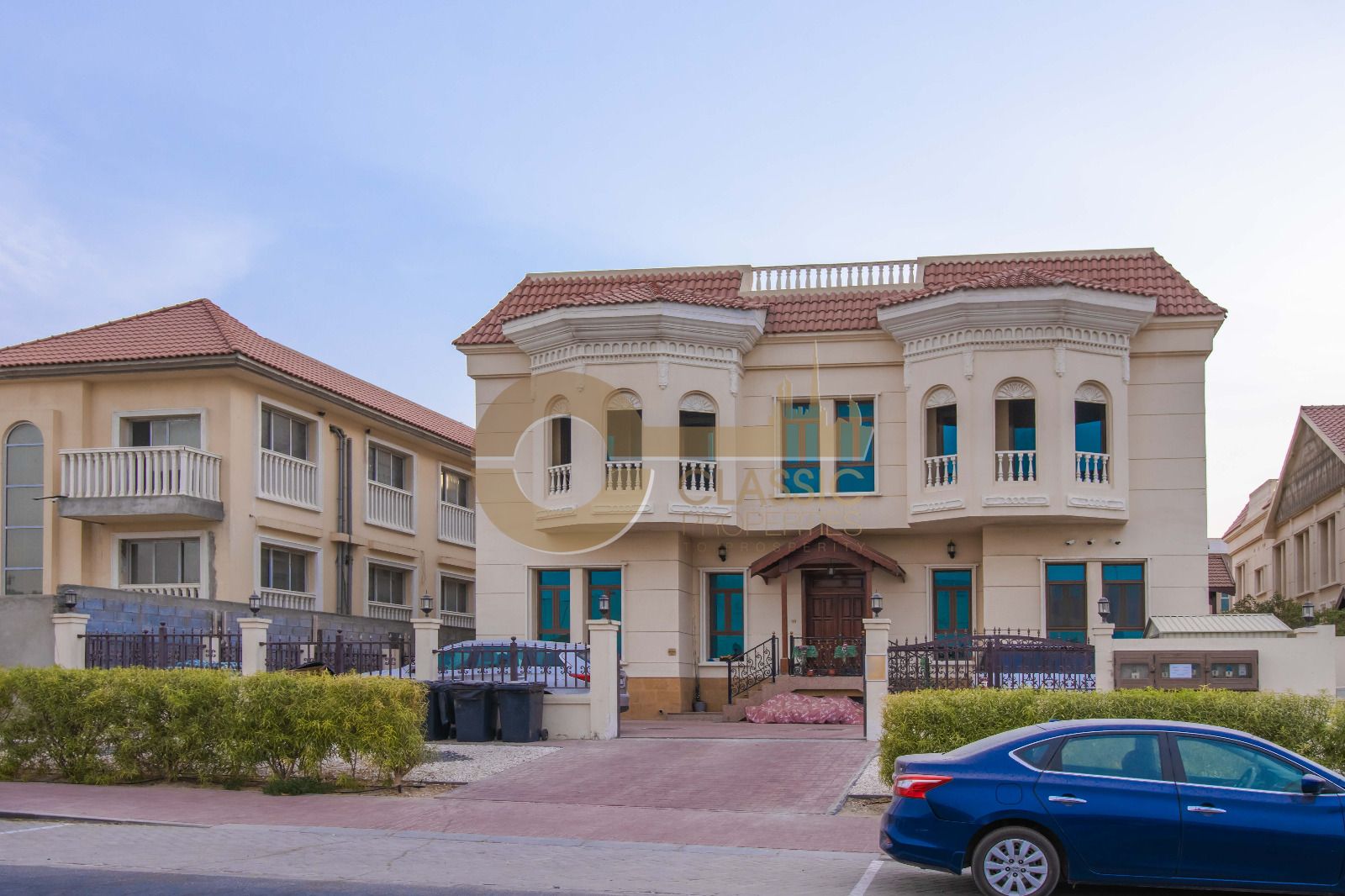 Fully Furnished 3 bed townhouse | vacant on transfer