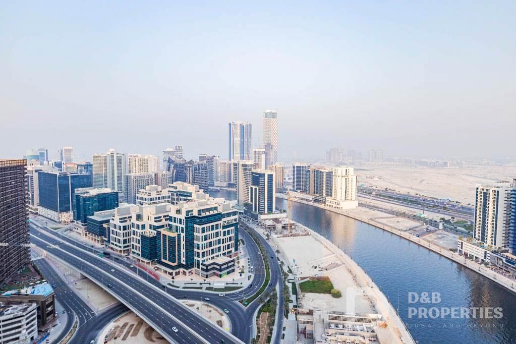 Genuine sale | High Floor | Canal View