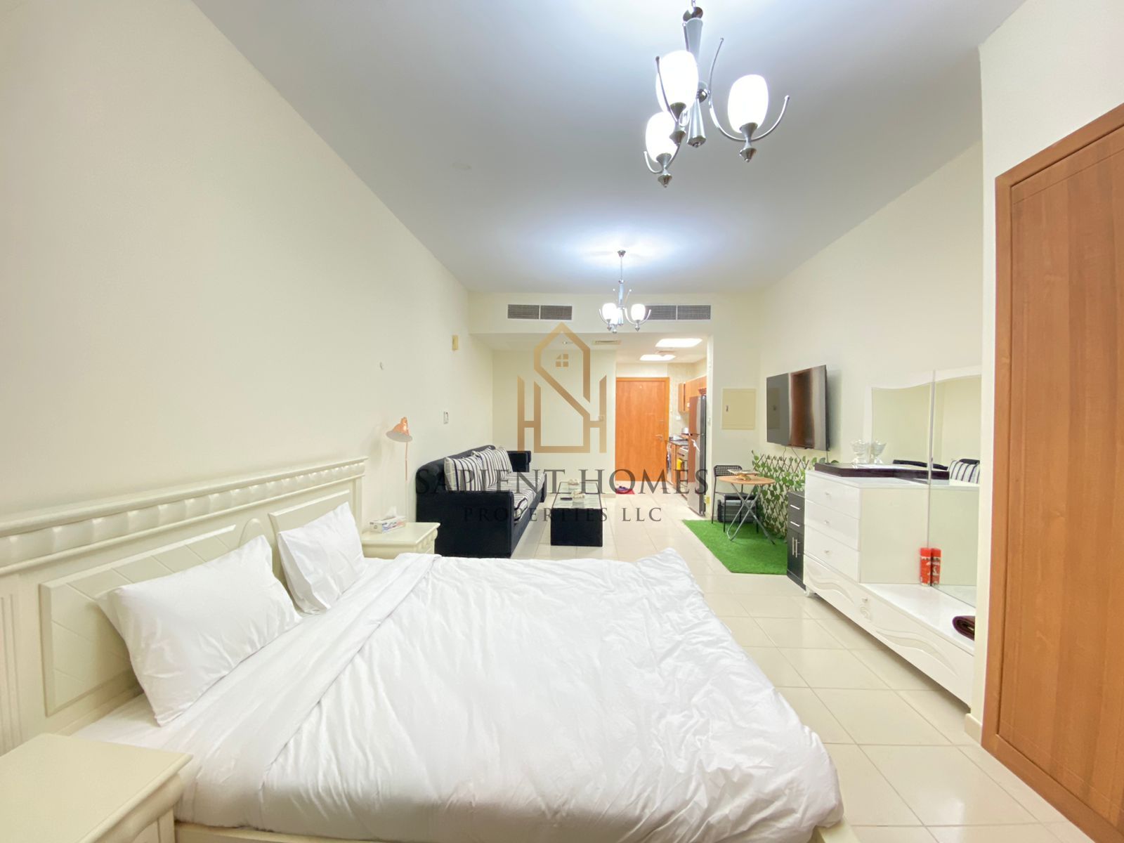 Vacant ! Fully Furnished - Spacious Studio ! Balcony