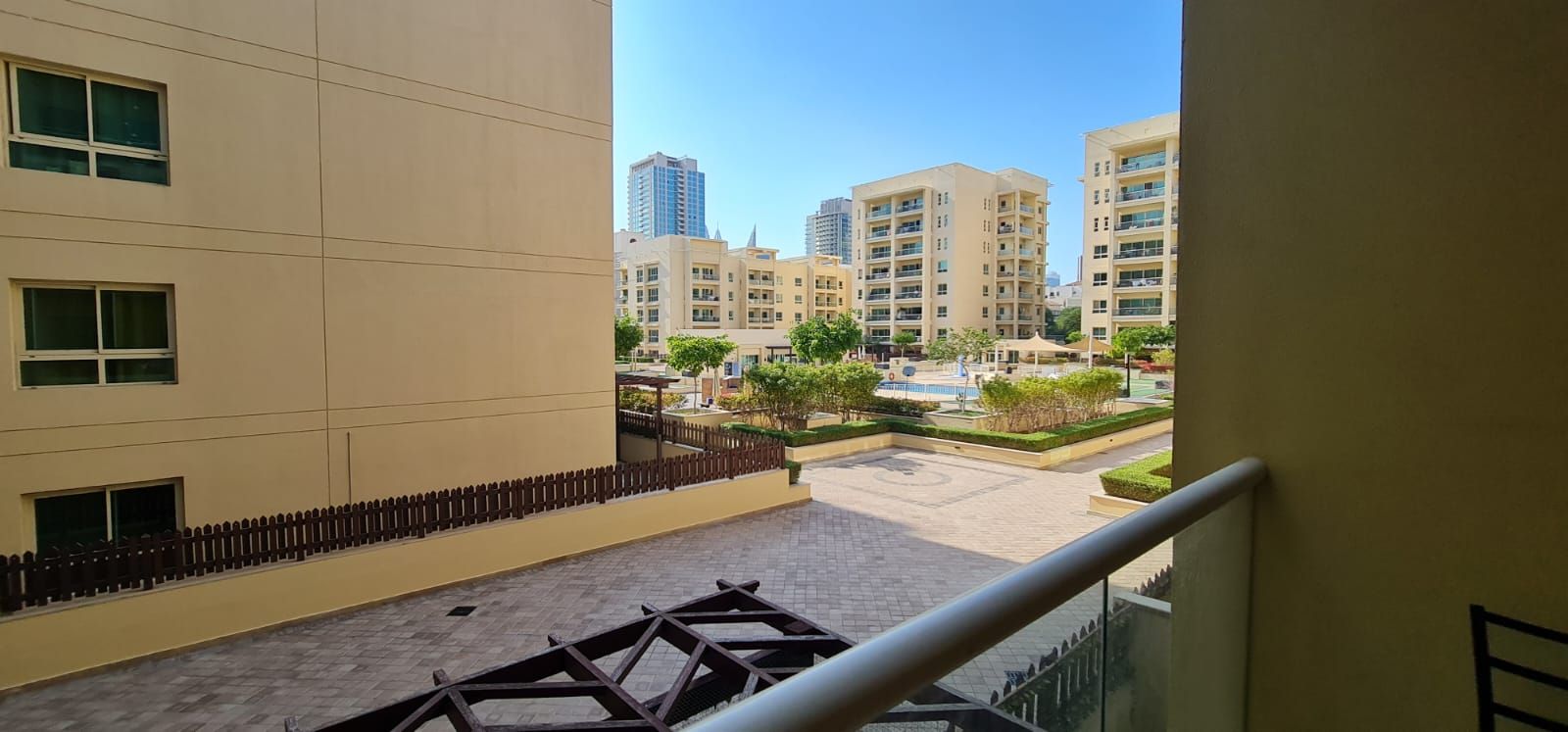 Vacant on Transfer | Upgraded 1Bedroom | High Quality Apartment