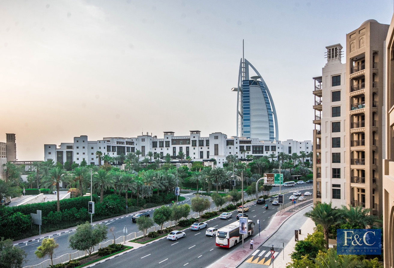 Burj Al Arab View | Unfurnished | Well Maintained