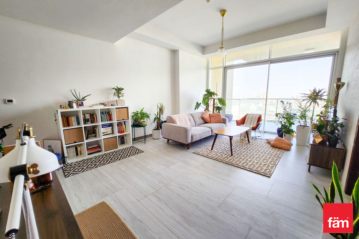 Stunning Park Views| Spacious|Modern layout|Rented