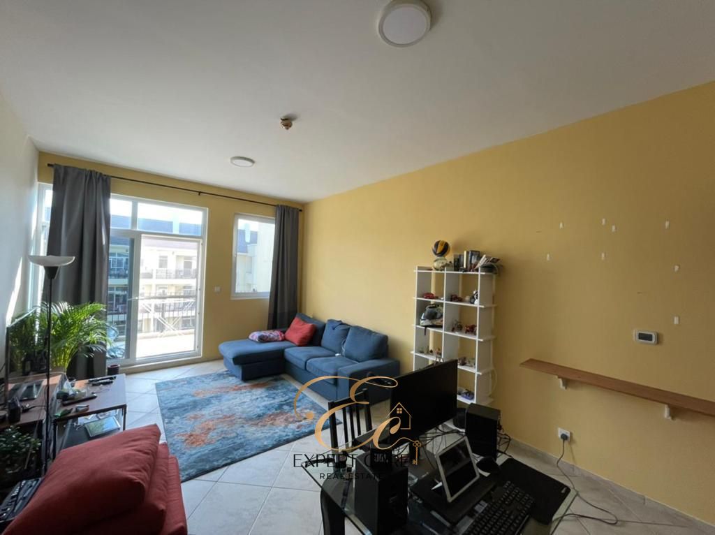 Spacious | 01 bedroom | covered balcony unit