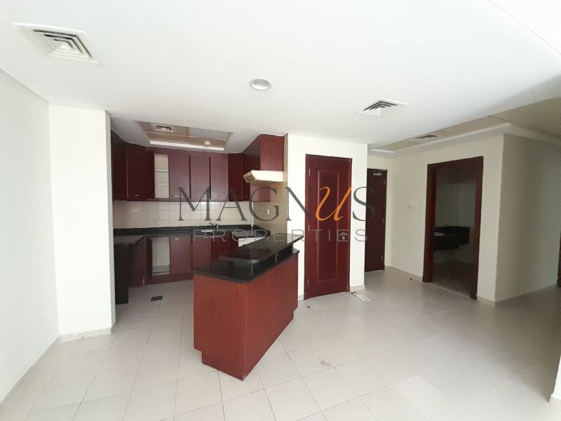 SPACIOUS LAYOUT | NEAR TO METRO | U TYPE