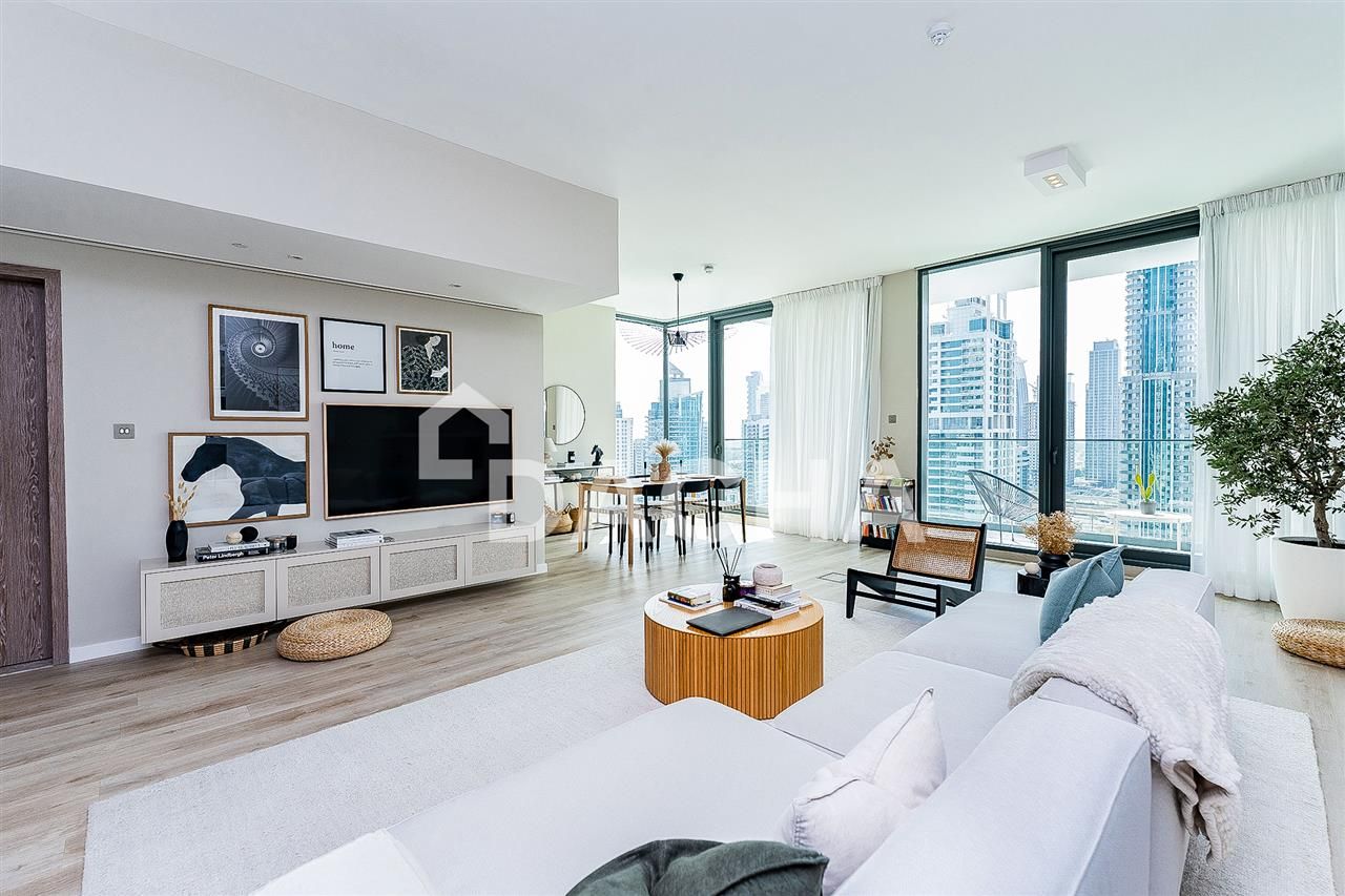 Converted 3 beds / Full Marina Views / VOT