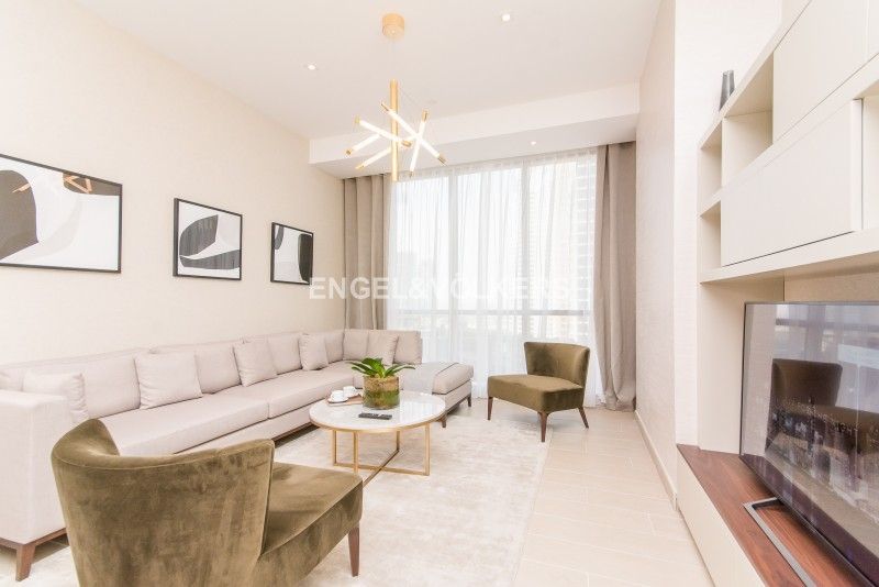 Spacious and Bright| Maid's Room | Luxurious