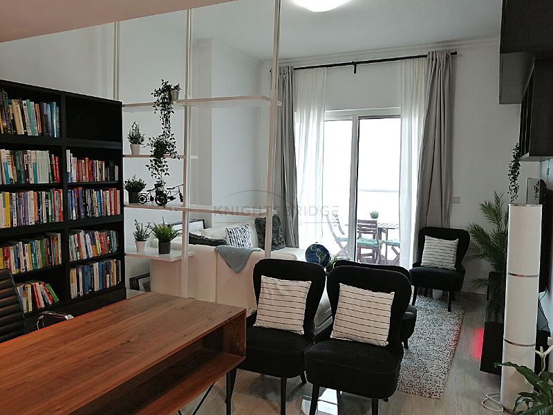 Fully Furnished l High Finishing l Well located