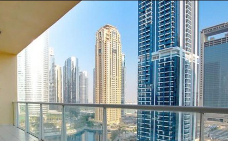 SPACIOUS | FULL LAKE VIEW WITH LARGE BALCONY | 2 BEDROOM