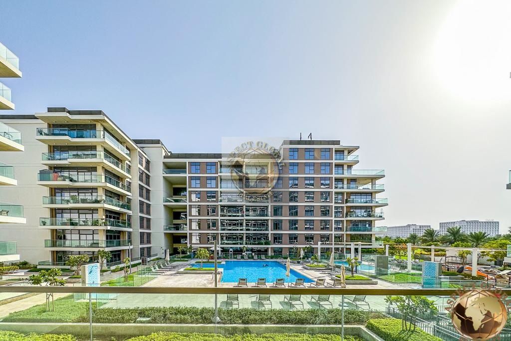 Furnished | Unique Corner unit | Vacant | Full Pool and Internal Court View