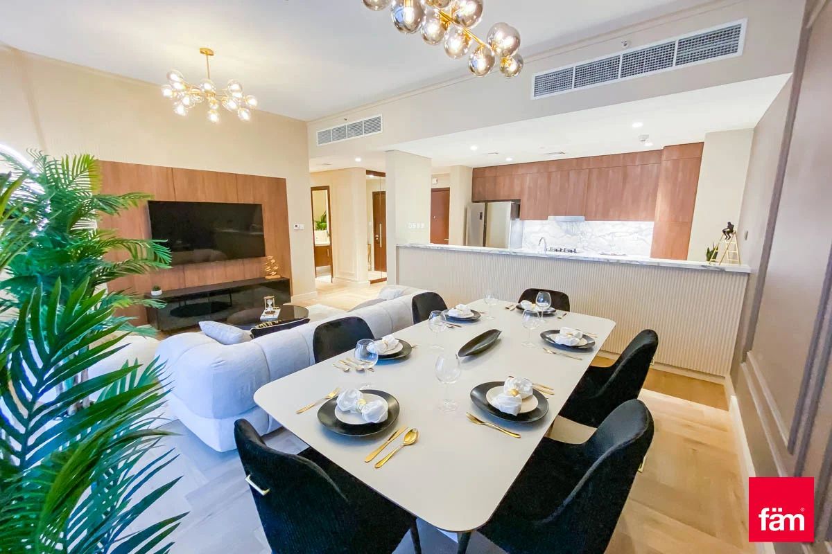 Fully furnished / Fully upgraded / Pool View