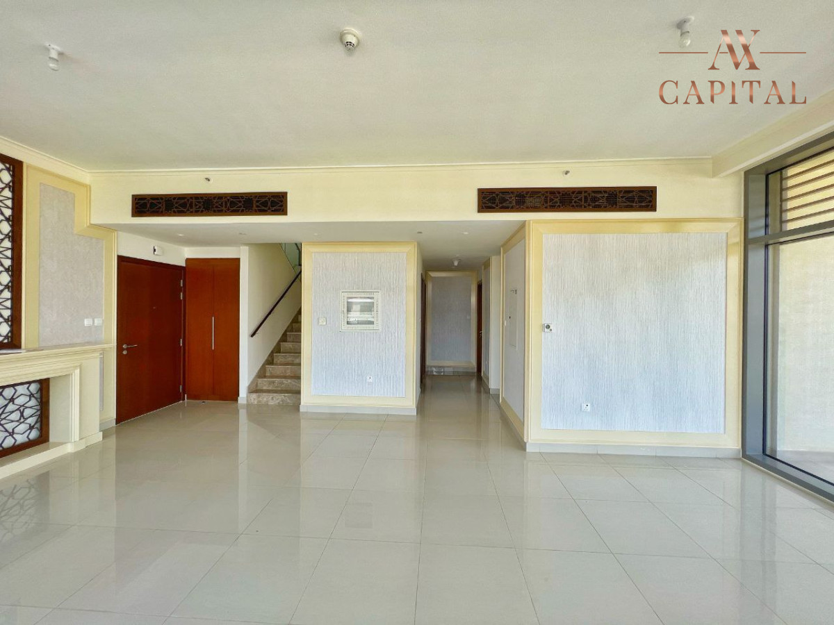 Fantastic Duplex  | Vacant | Full Park View
