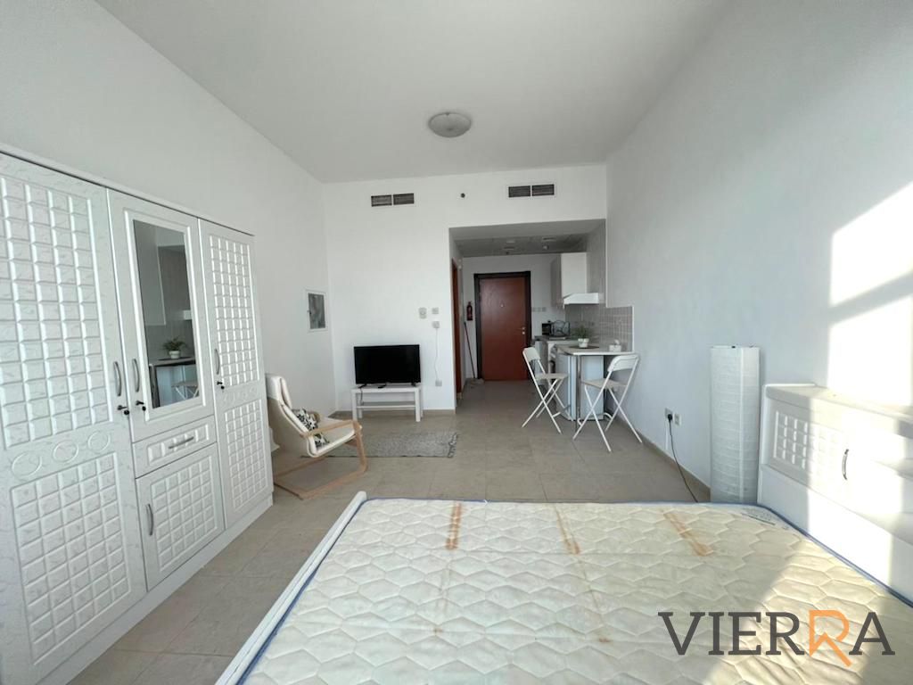 Large Studio With Balcony  l Great Investment l Vacating Soon