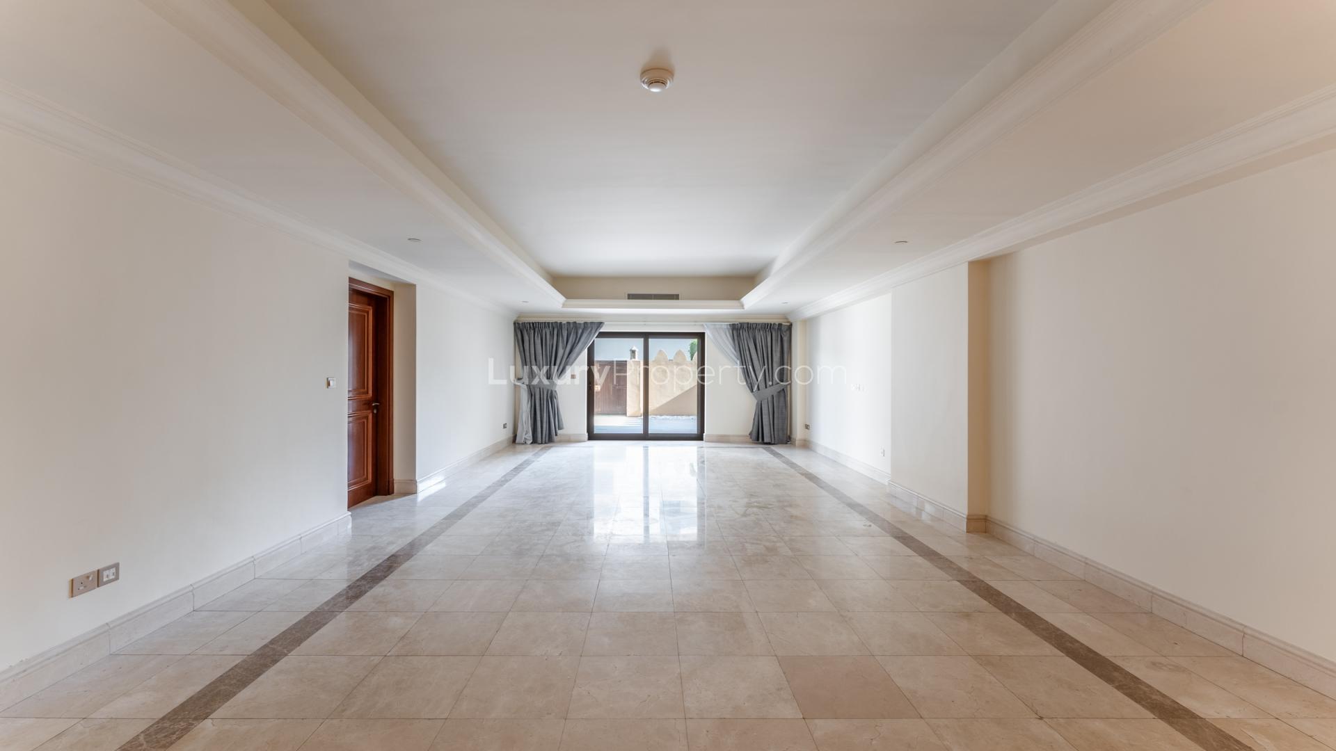 Vacant | Real Listing | Triplex Townhouse | Garden