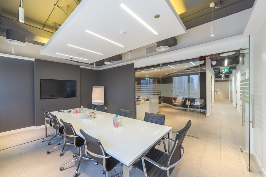 Vacant Office | 8 Parking | High floor