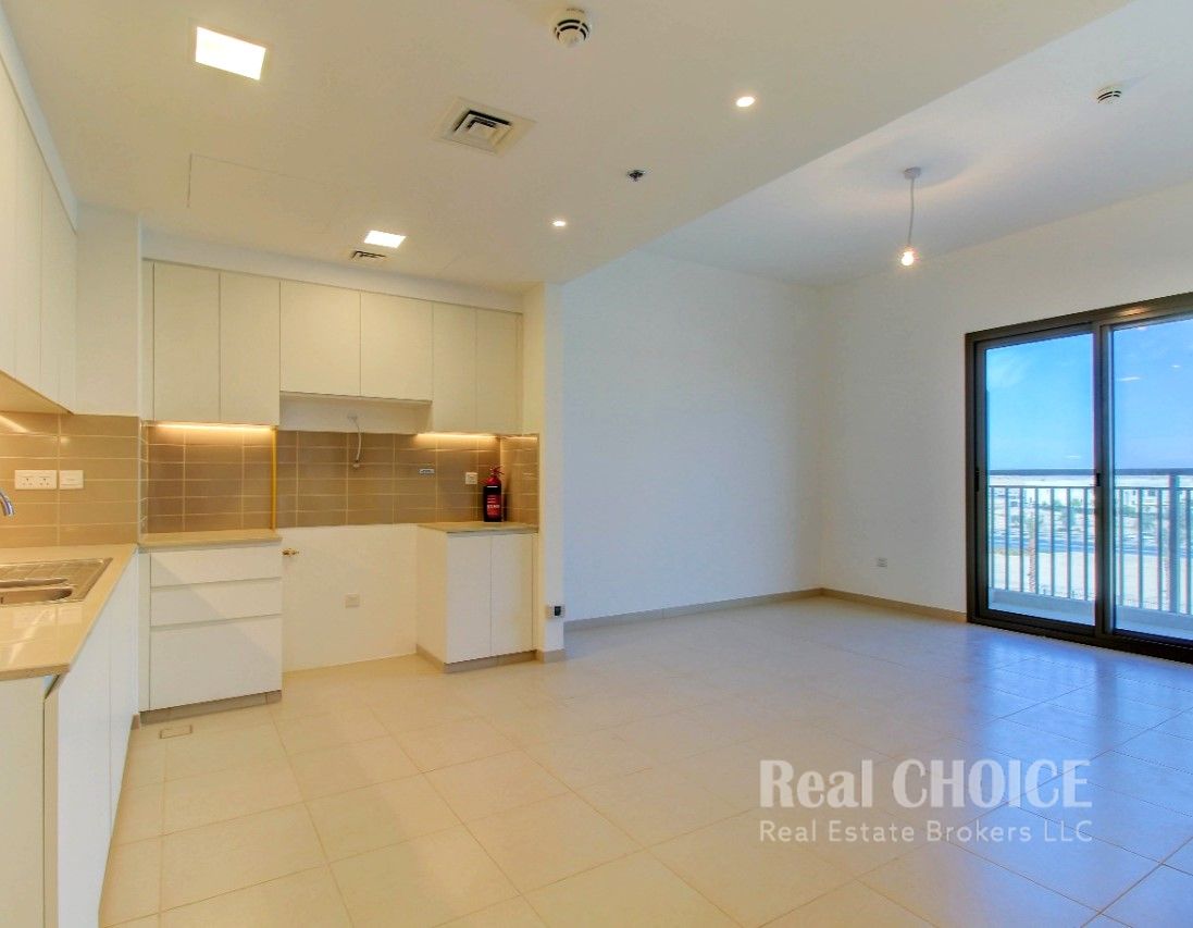 Spacious 2 Bedroom | High Floor | Modern Liiving
