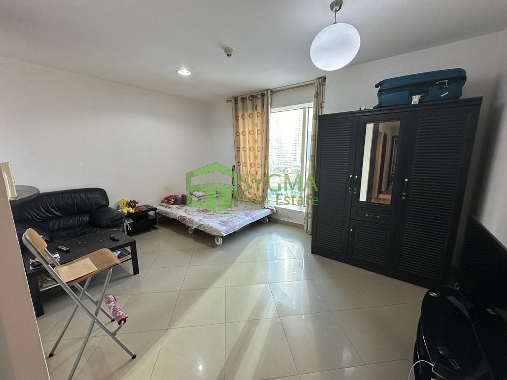 Great Investment Studio Readily Available