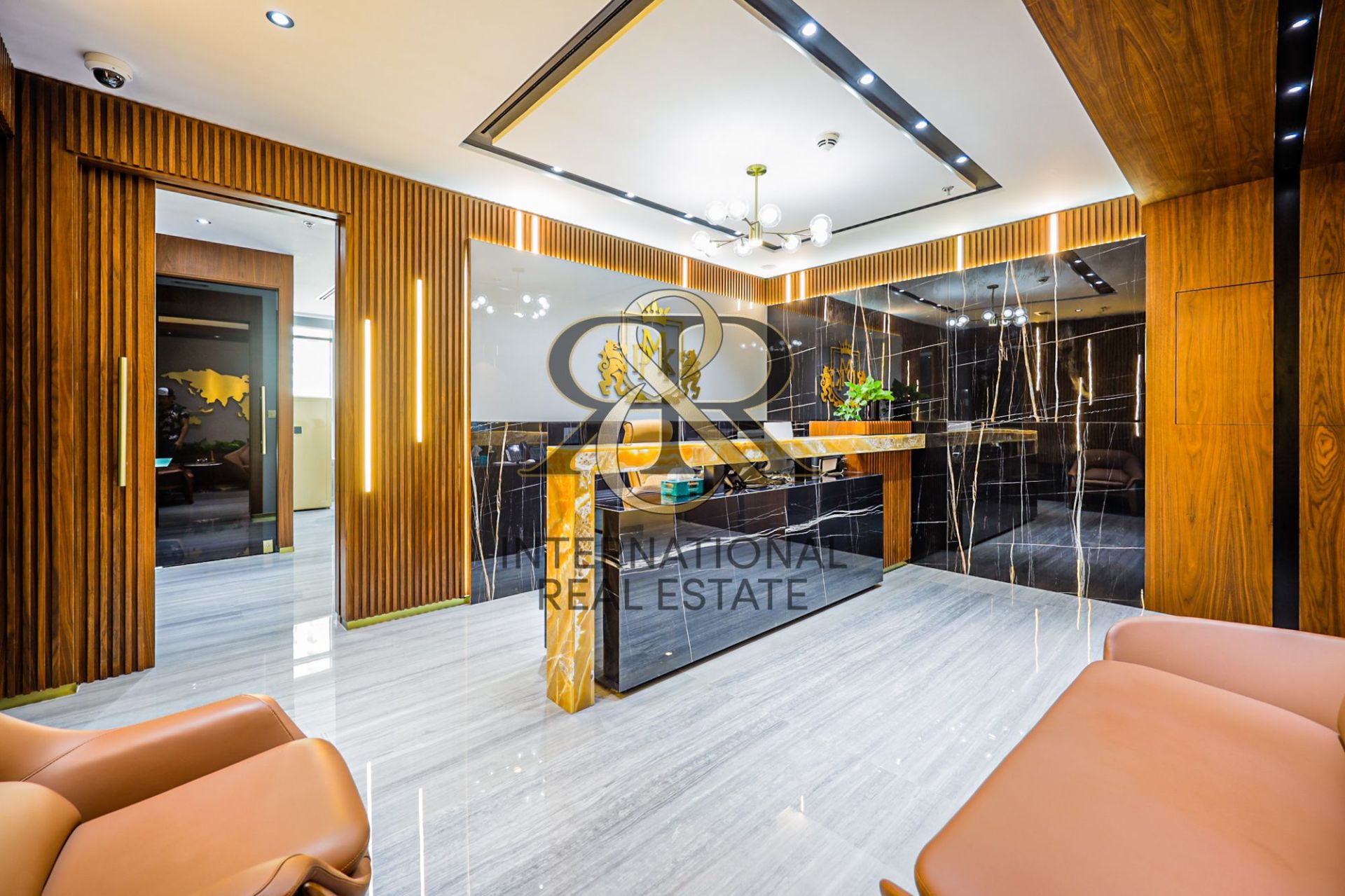 Fully Fitted Luxury Office| Near Metro | With Pantry