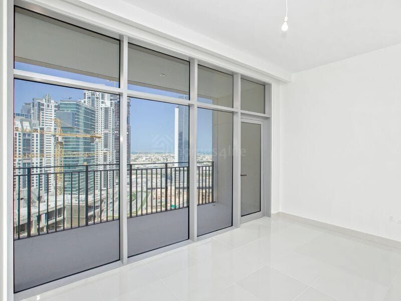 Heart Of Downtown  | High Floor | Rented