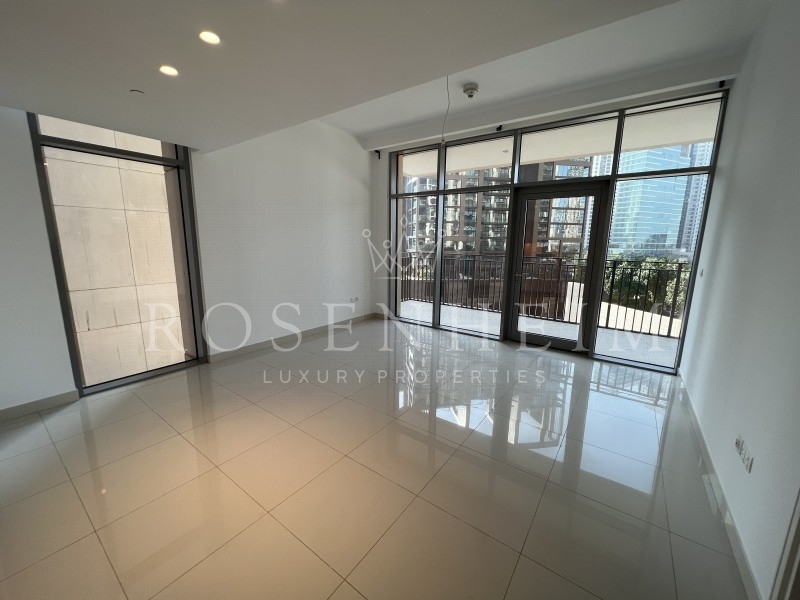 Spacious | Proximity to Dubai Mall | Middle Floor