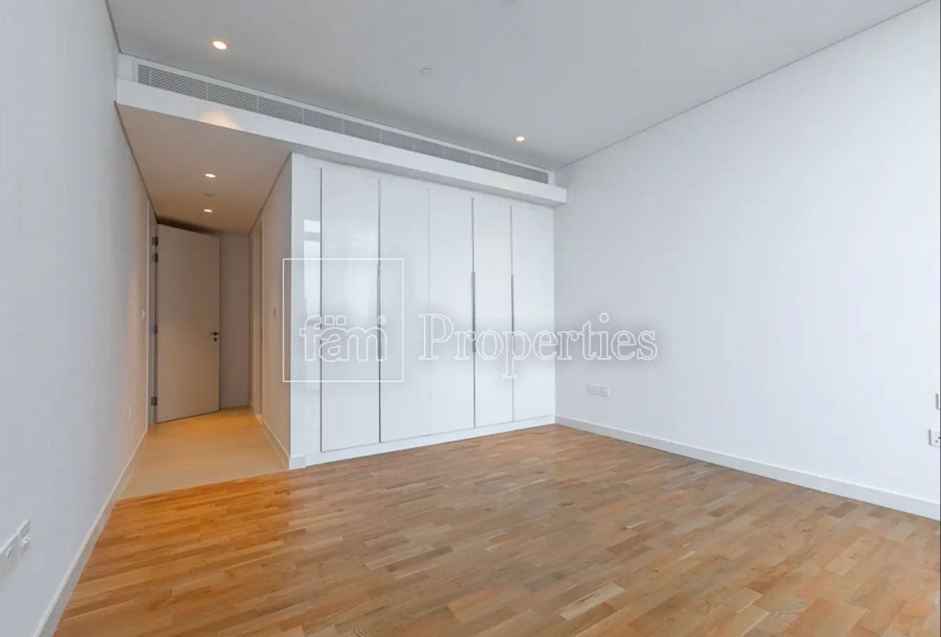 Sea & Al Ain View | Furnished & Upgraded