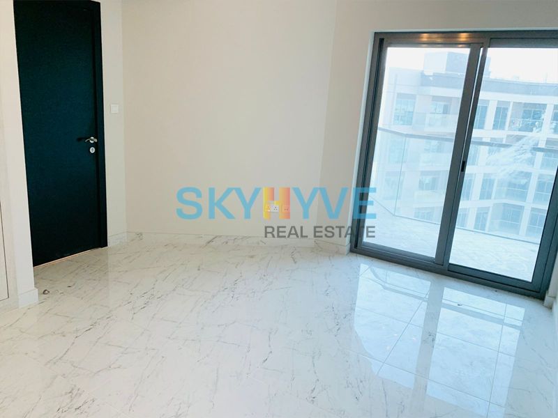 Vacant | Modern Unit | Ideal Location| Unfurnished