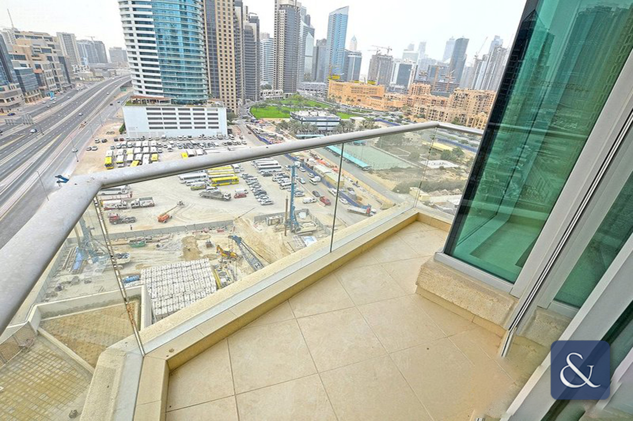 One Bed | Large Layout | Great Location