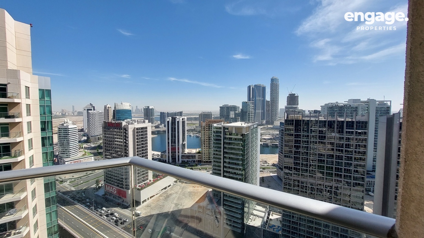 Vacant | Upgraded | High Floor | Canal View