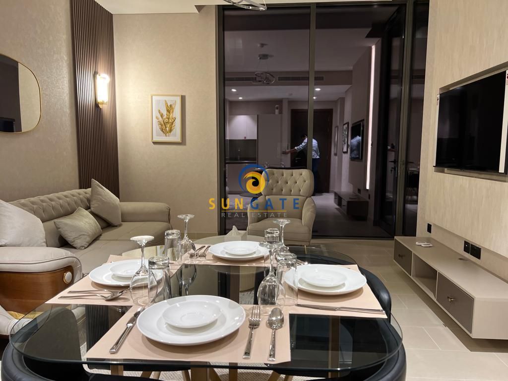 Fully Furnished with Smart System| Ready to Move in| High Floor