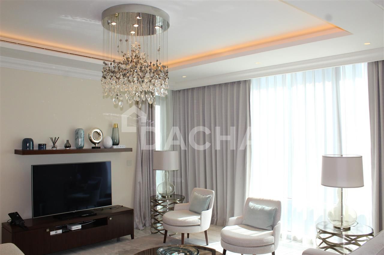 Duplex / High Floor / VACANT / Maids