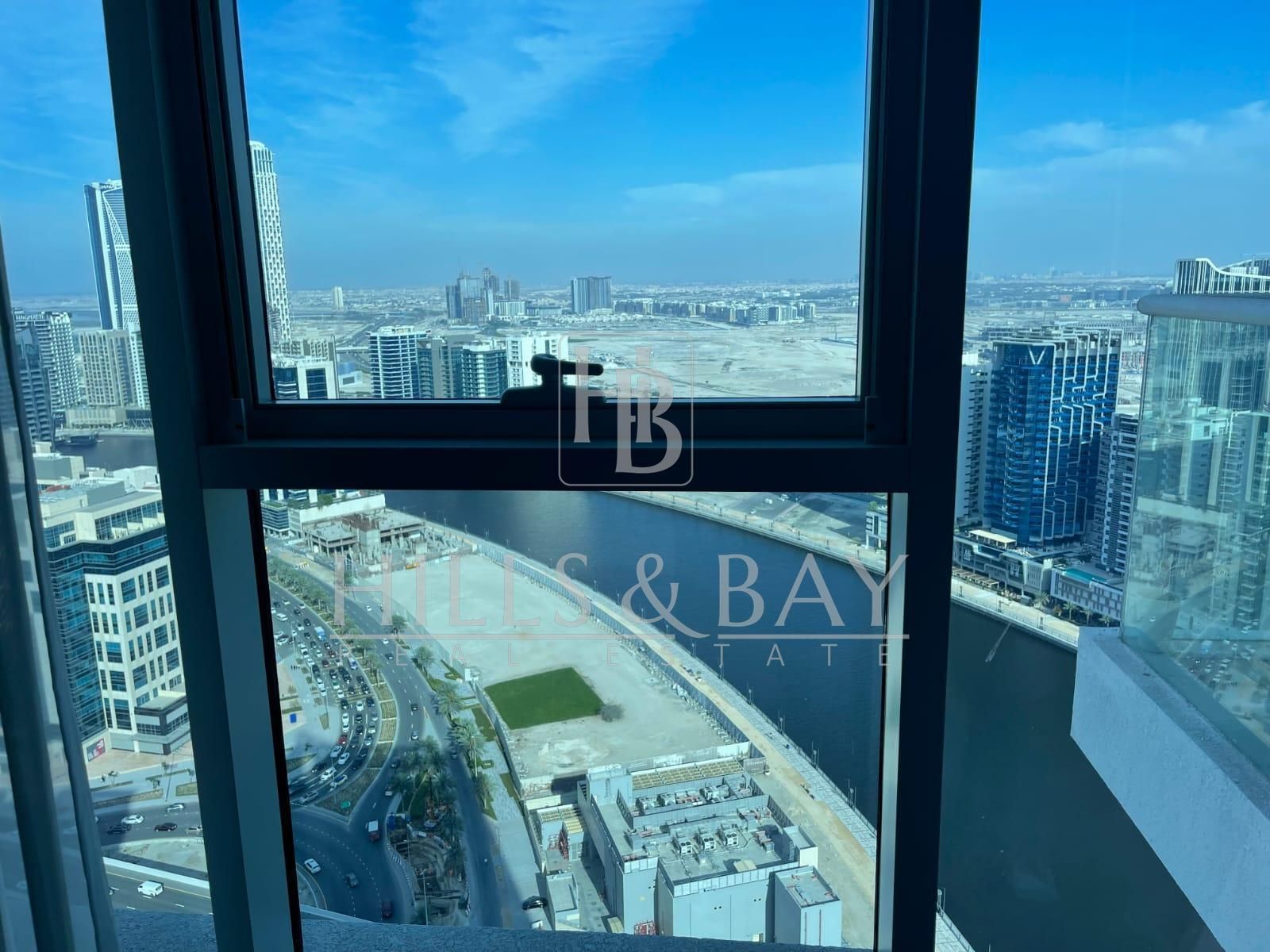BIGGEST LAYOUT | POOL, CANAL & BURJ VIEW